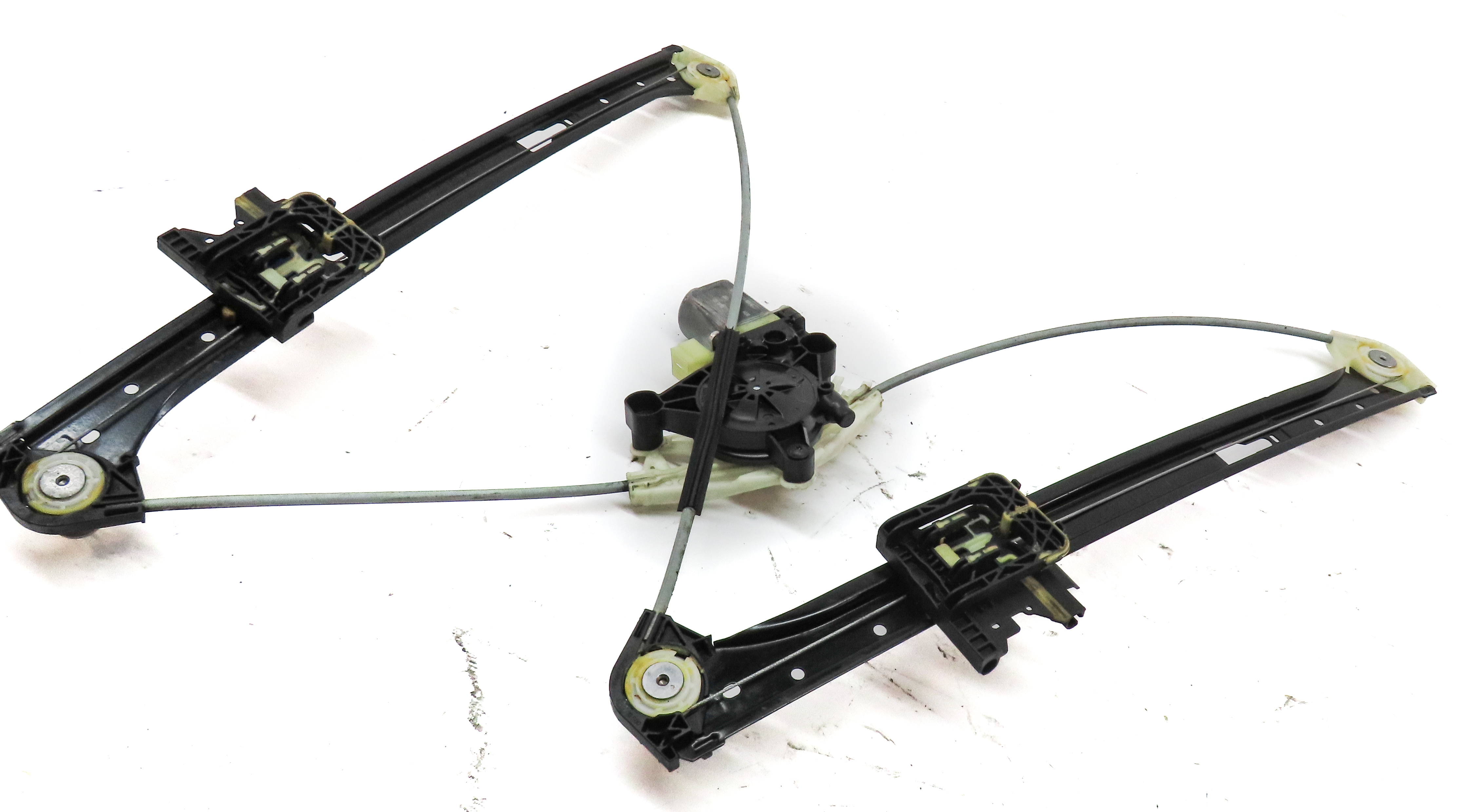 2015-2019 PORSCHE MACAN (95B) FRONT LEFT DRIVER DOOR WINDOW REGULATOR w/ MOTOR — exact item pictured